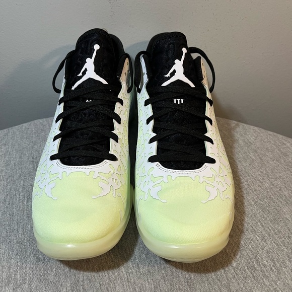 Nike Jordan Zion 3 White/Black Barely Volt Basketball Mens Shoe Sz 11 DR0676-110 - Picture 3 of 11